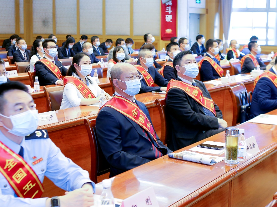 中国电信四川公司荣获全国五一劳动奖状荣誉