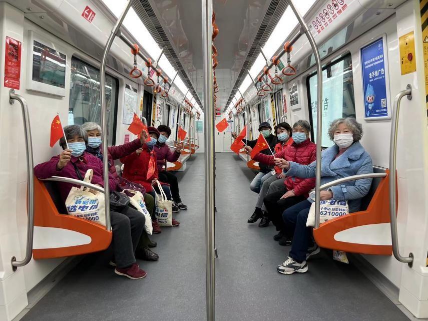中国电信浙江公司春季“幸福学堂”适老化服务进行中