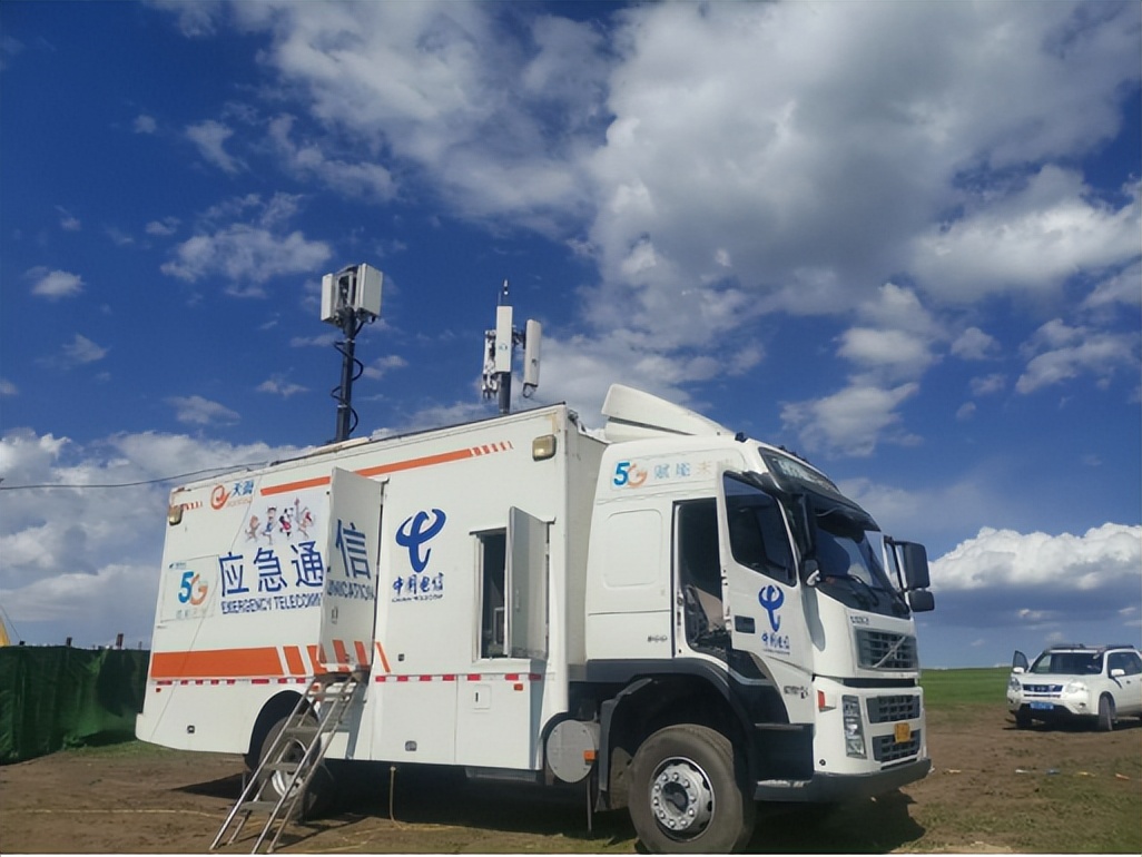 “云”赏烂漫时，中国电信新疆公司5G守护山花灿烂盛放