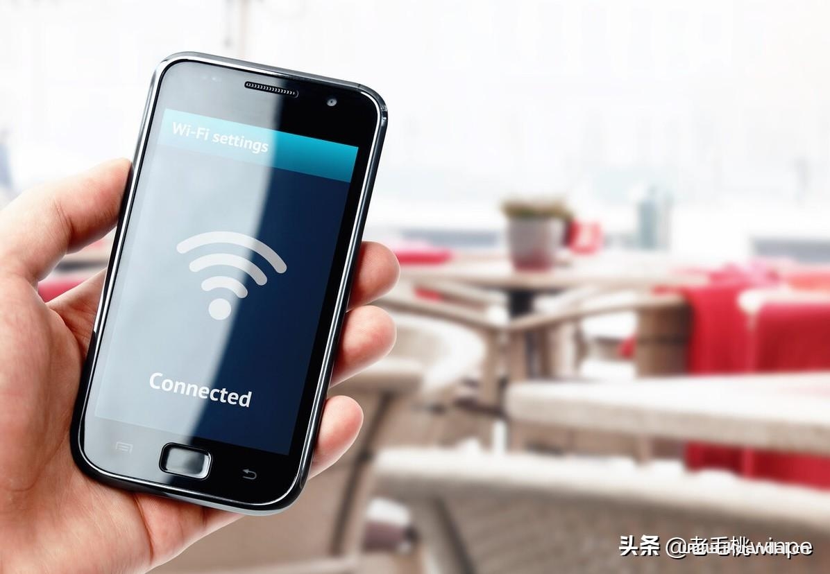 宽带安装师傅揭秘：可提速十倍WiFi速度秘诀方法