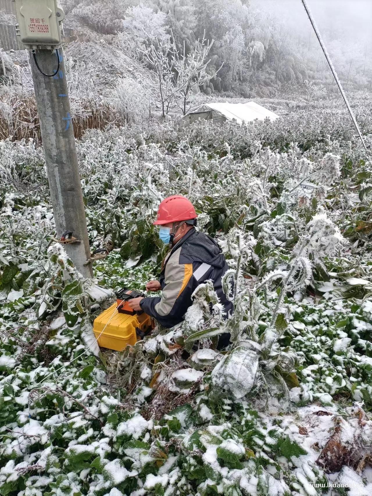 装机、修障、整治线路（湖北恩施电信人迎来2022冬天的第一场雪）
