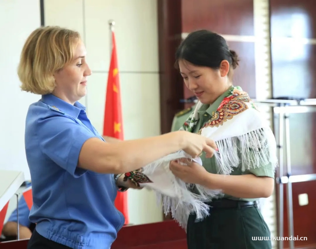 边防线上的女翻译，硕士毕业后再次奔赴边防